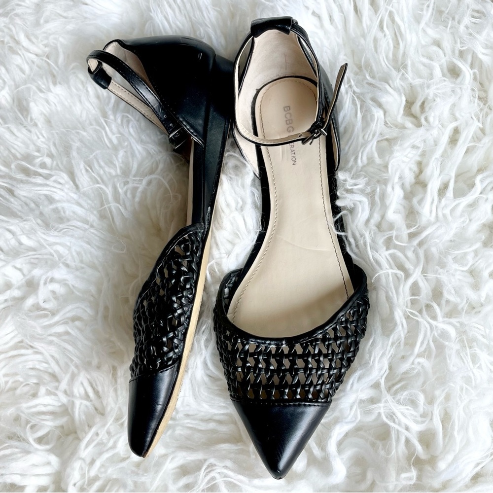 BCBG Black Leather Pointed-Toe Flats with Waffle Weave Detail